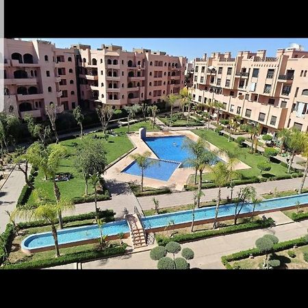 Un Moderne Chic Appartement Vue Sur Piscine Marrakesh Ngoại thất bức ảnh