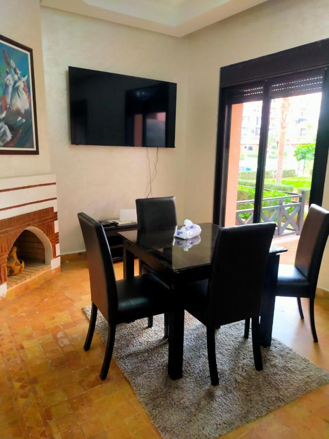 Un Moderne Chic Appartement Vue Sur Piscine Marrakesh Phòng bức ảnh