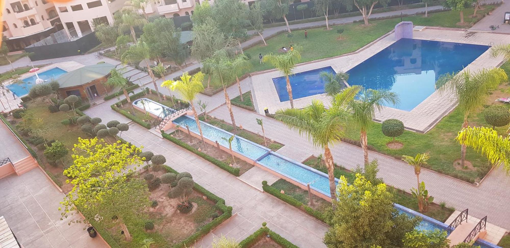 Un Moderne Chic Appartement Vue Sur Piscine Marrakesh Ngoại thất bức ảnh