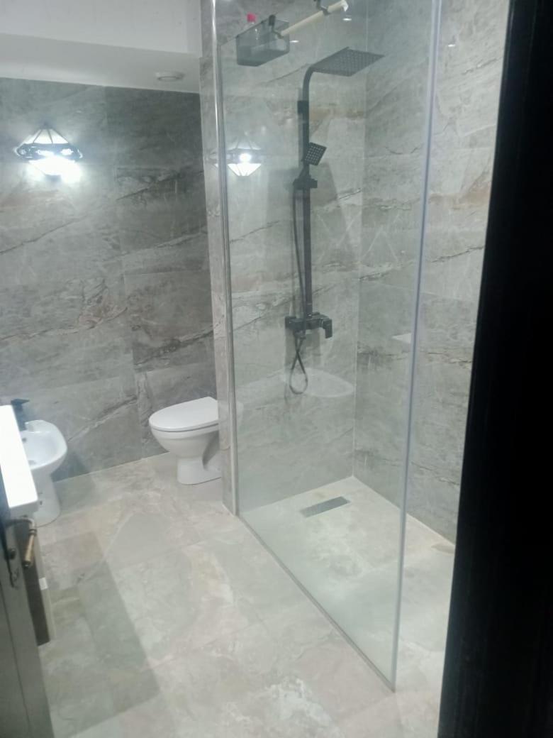 Un Moderne Chic Appartement Vue Sur Piscine Marrakesh Ngoại thất bức ảnh